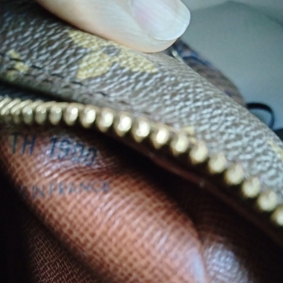 (SOLD)💯 Authentic Louis Vuitton Nile GM bag & dust bag - Picture 11 of 12